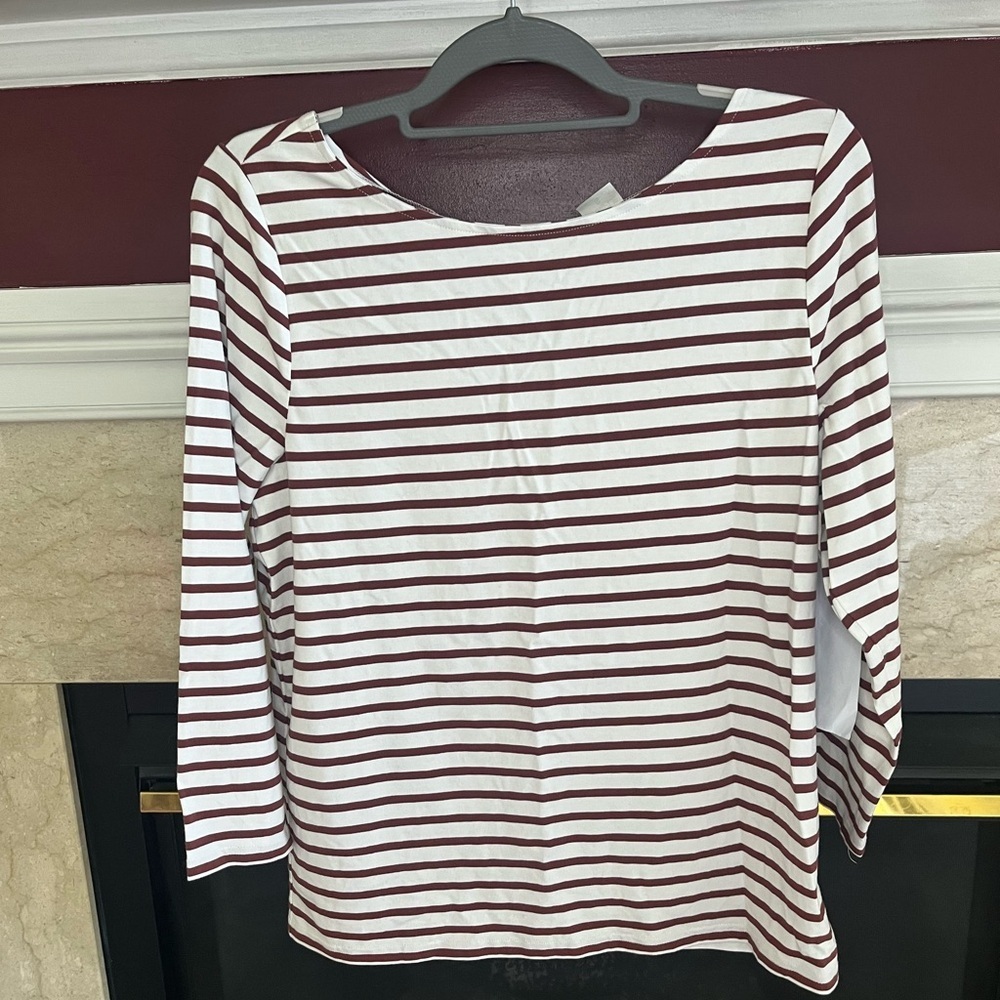 Living in Yellow 3/4 sleeve sailor tee with keyhole tie back - Picture 2 of 7